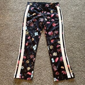 Pam & Gela Crop Flare Pant
